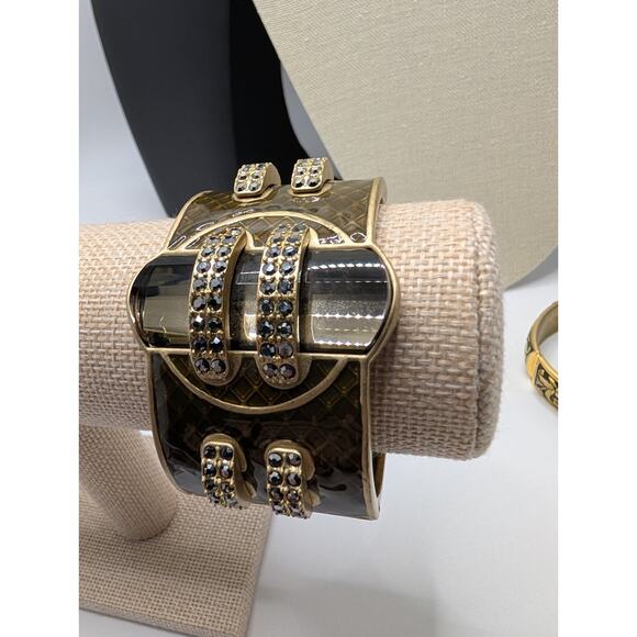 Lia Sophia Wide Hinged Cuff Bracelet Black Rhinestone Gold Tone - Picture 6 of 6